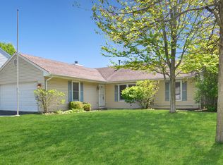 30W231 Huntington Dr, Warrenville, IL