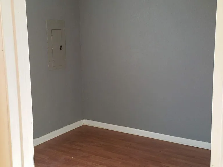 36 Pine St #2R — Photo 12