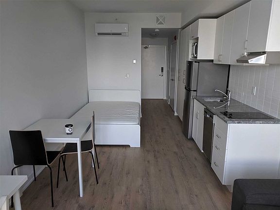 5th image of 1800 Simcoe St N #307