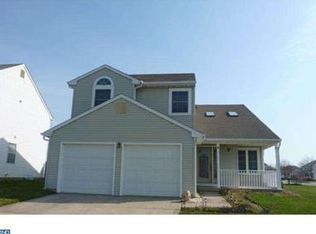 6 Persimmon St, Sicklerville, NJ 08081
