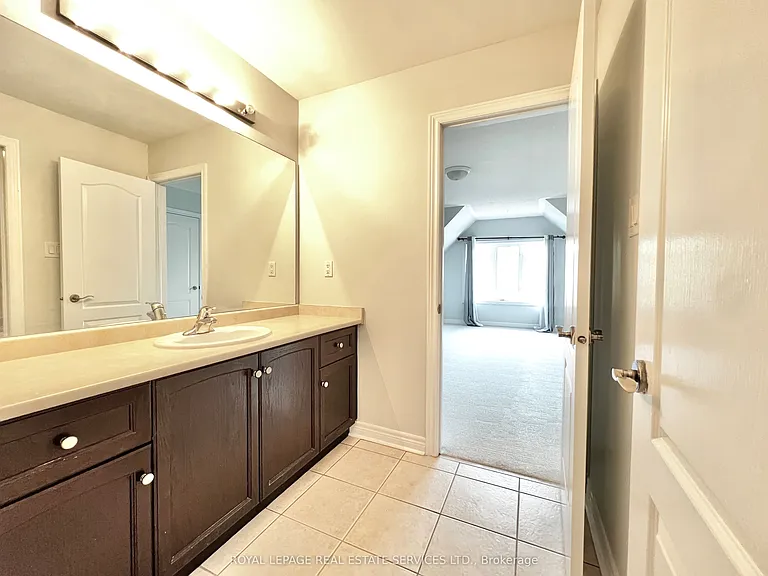 3306 Fox Run Cir — Photo 33