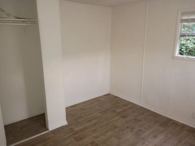 402 Dawn St #14 — Photo 7