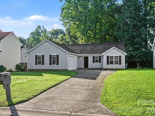 4410 Craven Hill Dr, Charlotte, NC 28216