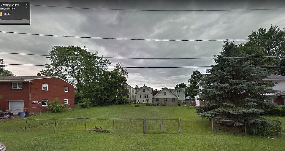 1st image of 116 Wellington Ave