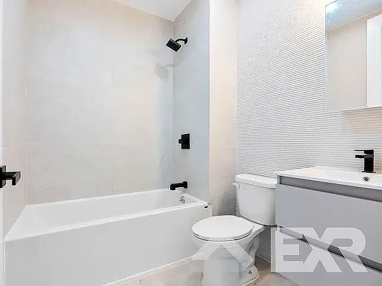 3216 Glenwood Rd #2E — Photo 14