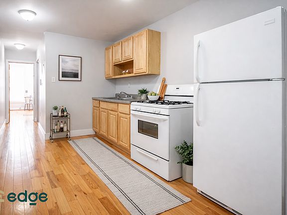 3rd image of 11 Gunther Pl #3B
