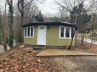 25 Howland Rd APT R15, Asheville, NC 28804