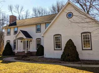 1733 Trent Cir, Green Bay, WI 54313