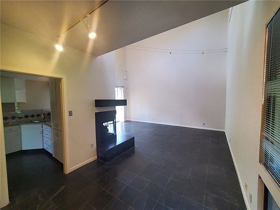 4th image of 1735 Spyglass Dr APT 121