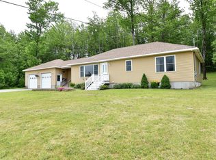 50 Winter St, Lincoln, ME 04457