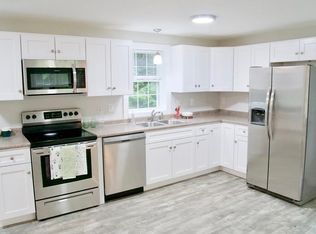 17 Gray Rd, Templeton, MA 01468