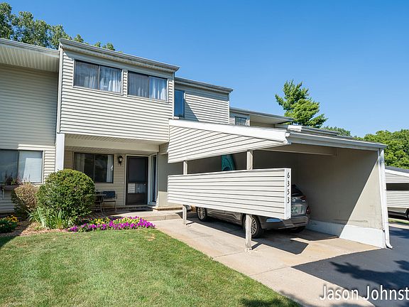 2nd image of 6353 Wainscot Dr SE #91