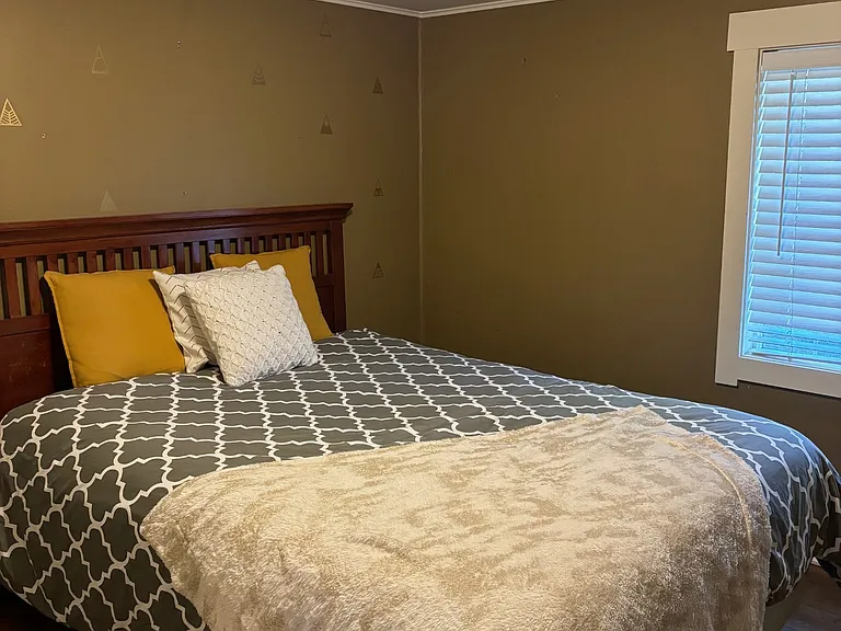 207 Colorado St — Photo 10