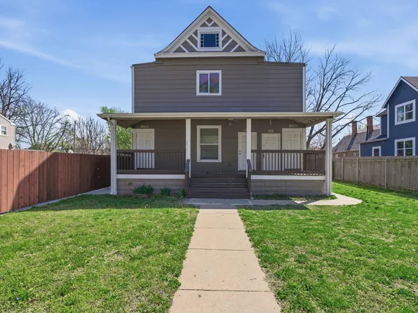 1912 N Wellington Pl, Wichita, KS 67203