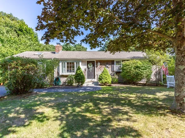 16 Jan Marie Dr, Plymouth, MA 02360