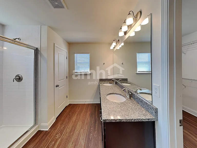 312 Bourne St — Photo 18