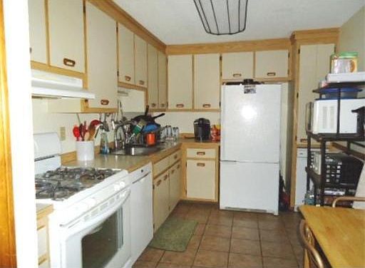 5th image of 93 Bluestone Dr #93