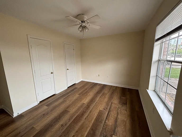 445 W Parker Blvd #3 — Photo 11