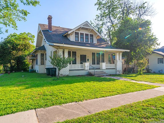 3rd image of 403 E COURTLAND PL