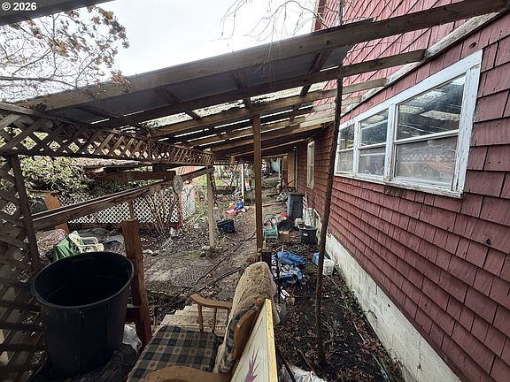 5th image of 3800 Happy Valley Rd