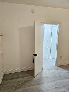 4th image of 625-629 N Kenwood St