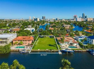 319 Holiday Dr, Hallandale, FL 33009