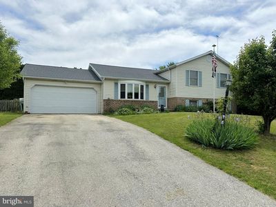 76 Moore Dr, Hanover, PA, 17331