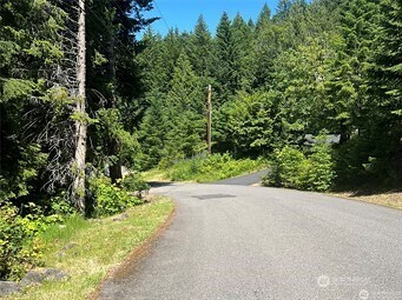 4th image of 103 Ridge Lane