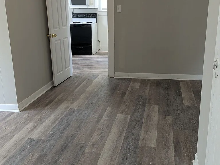 408 Church St — Photo 14
