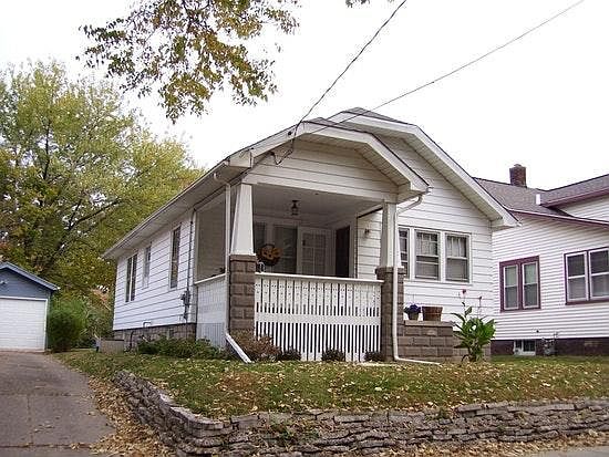 1st image of 721 W Corrington Ave