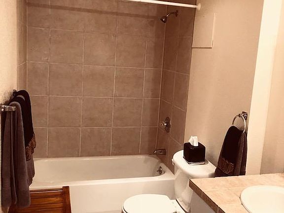 5th image of 23 Rosemary St #A
