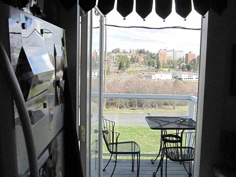 220 SE Gladstone St #3 — Photo 7