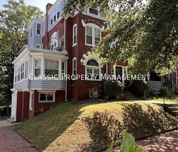 1407 Gilpin Ave #2 — Photo 2