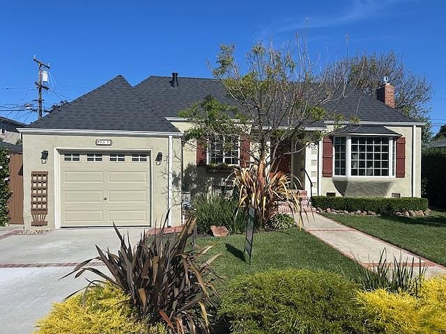1st image of 905 Haddon Dr