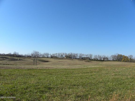 2nd image of 73 Fox Lair Blvd