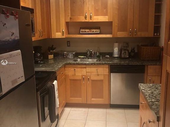 4th image of 625 Biltmore Way APT 405