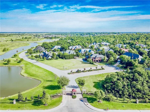 2615 Berry Farm Rd, Norman, OK 73072