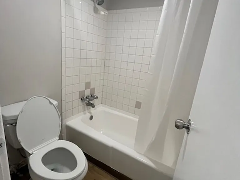 1592 Boston St — Photo 38