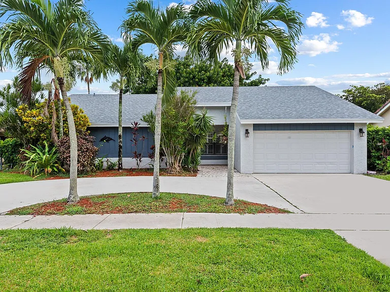 9718 Lancaster Pl — Photo 1