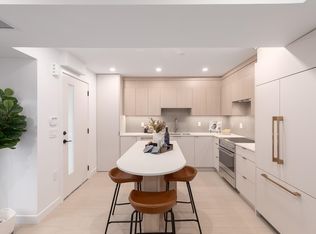 2339 E 34th Ave #105, Vancouver, BC