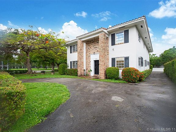 3rd image of 5499 Granada Blvd #0