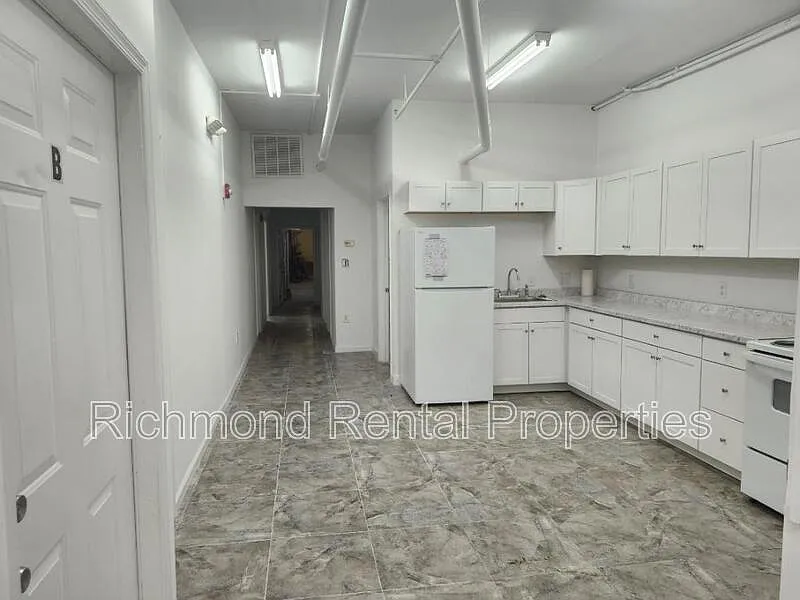 1 bed, 1.0 bath, 3000 sqft, $749 — Photo 4