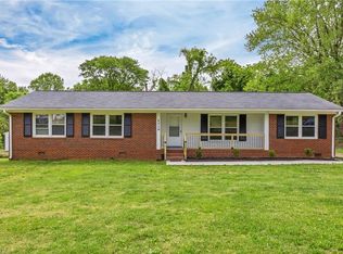 4318 Morningside Dr, Winston Salem, NC 27106