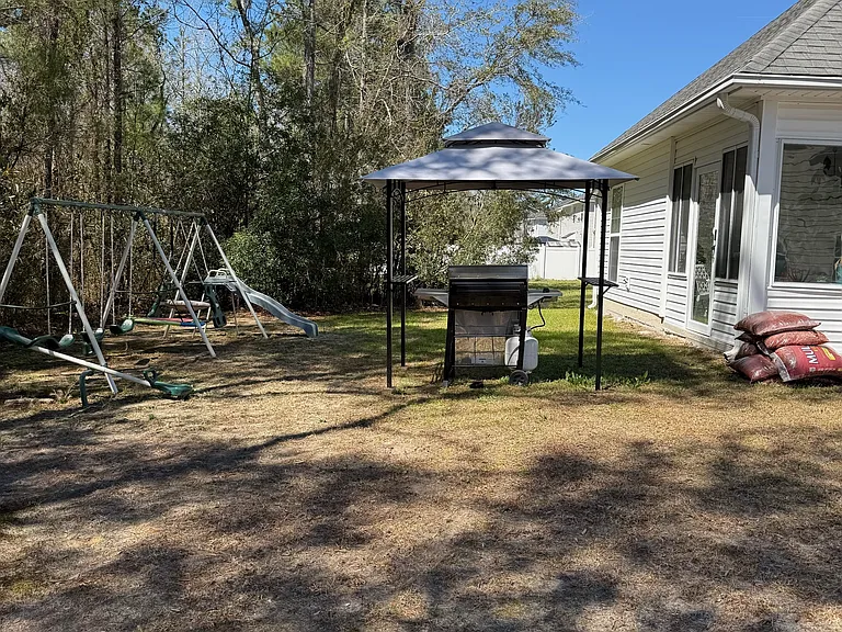 656 Mahoney Rd — Photo 17