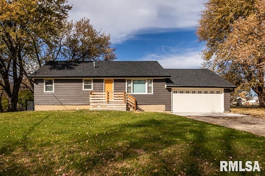 1st image of 2913 W Sylvan Ln