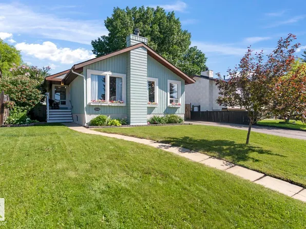 2006 3rd Ave, Cold Lake, AB T9M 1E1