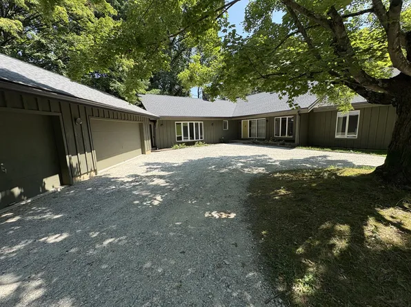 180 Elbow Ln, Landenberg, PA 19350