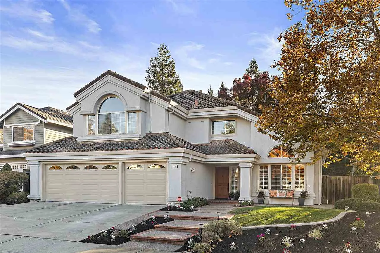 50 Viewpoint Ct photo 1