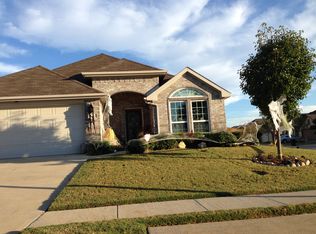 661 Minkel Dr, Crowley, TX 76036