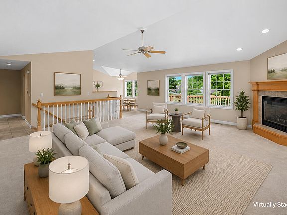 3rd image of 2821 Buckingham Ct